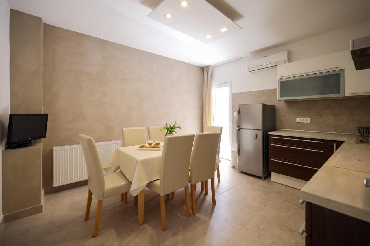 Apartments Skara بيبينيا المظهر الخارجي الصورة