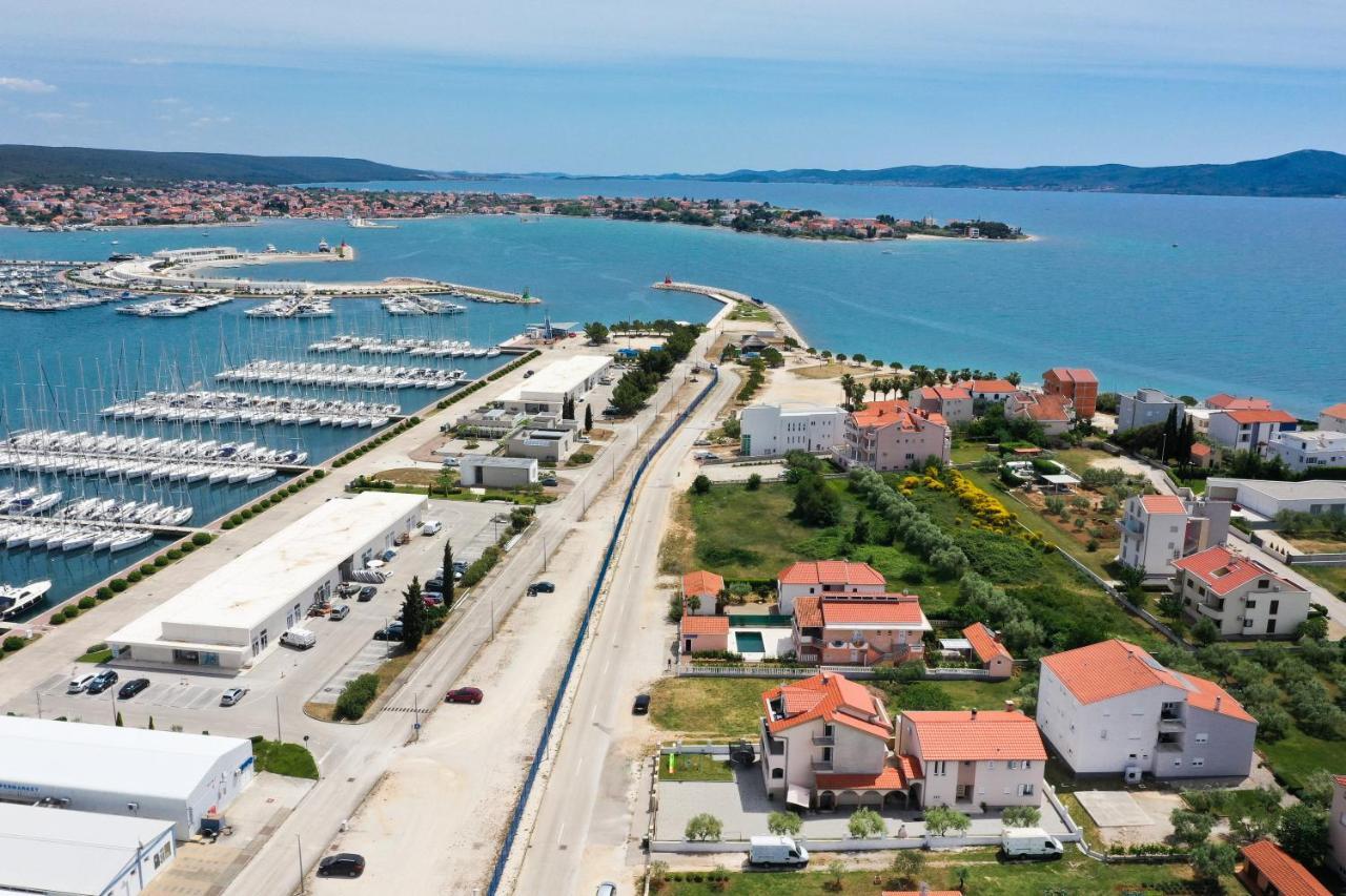 Apartments Skara بيبينيا المظهر الخارجي الصورة