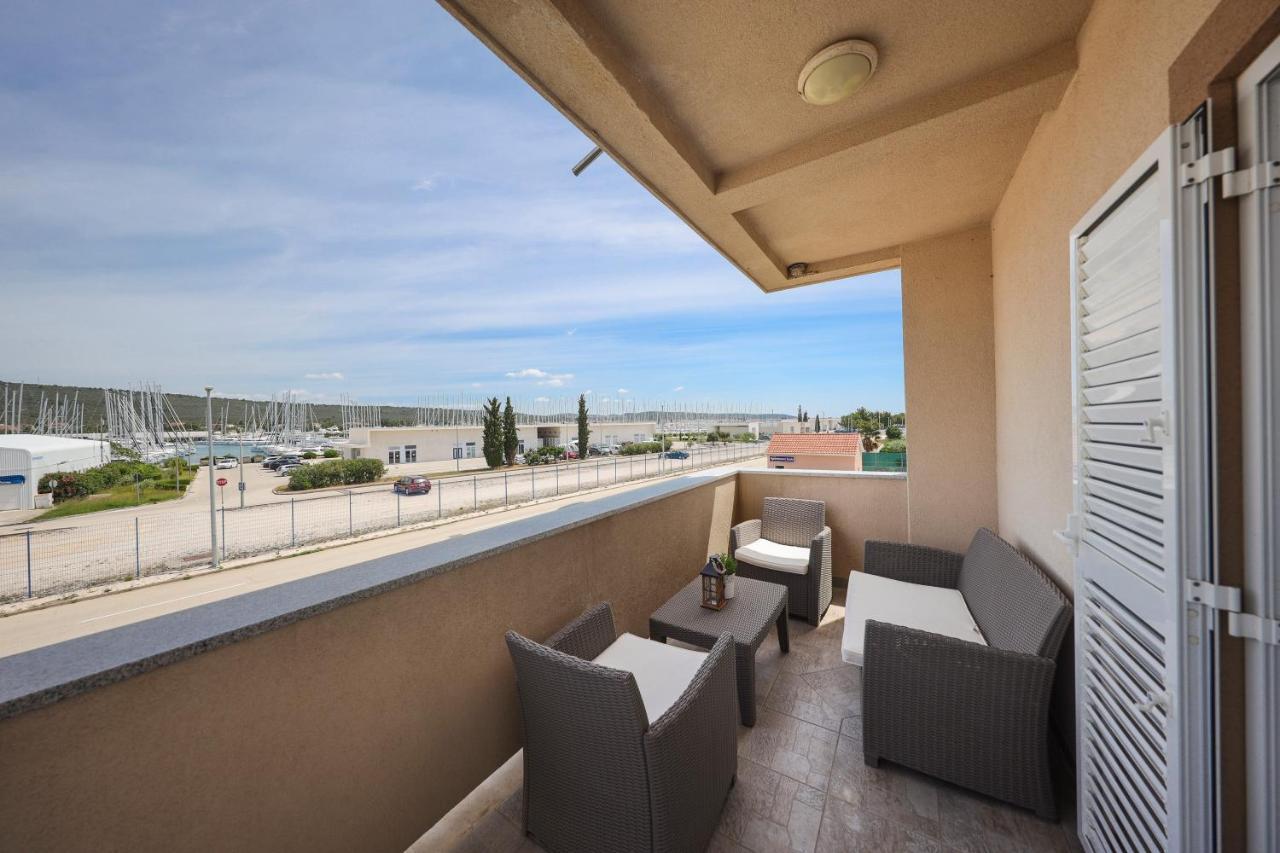 Apartments Skara بيبينيا المظهر الخارجي الصورة