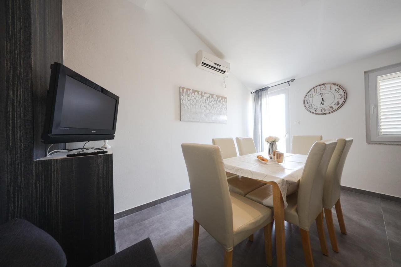Apartments Skara بيبينيا المظهر الخارجي الصورة
